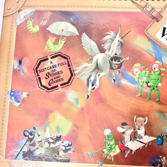 A Trip To Woodland A Suitcase Full Of Stories & Games by Jane & Sarah Brierley - Picture 5 of 12